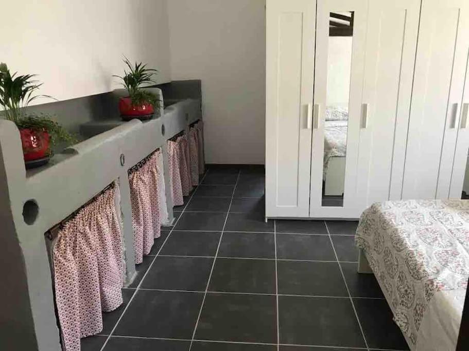 Logement Insolite Au Coeur D'Une Ecurie Arles Exteriér fotografie